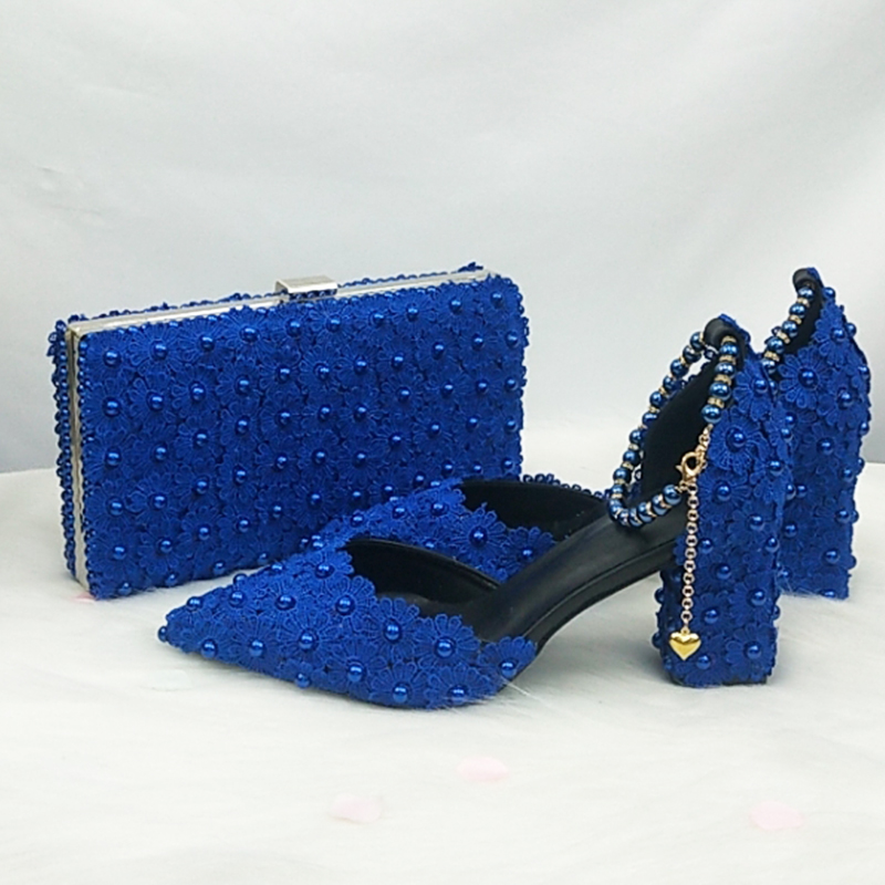 Women Bags For Wedding - أحذية زفاف باويا فانغ زرقاء وبيضاء