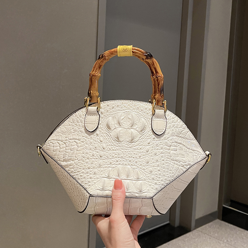 Women Bags Branded Sale - حقيبة كروس جلد البقر للنساء ،