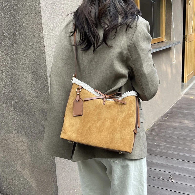فو الجلد المدبوغ بلون القوس حق - مراجعة Women Bags Branded Sale وسعره