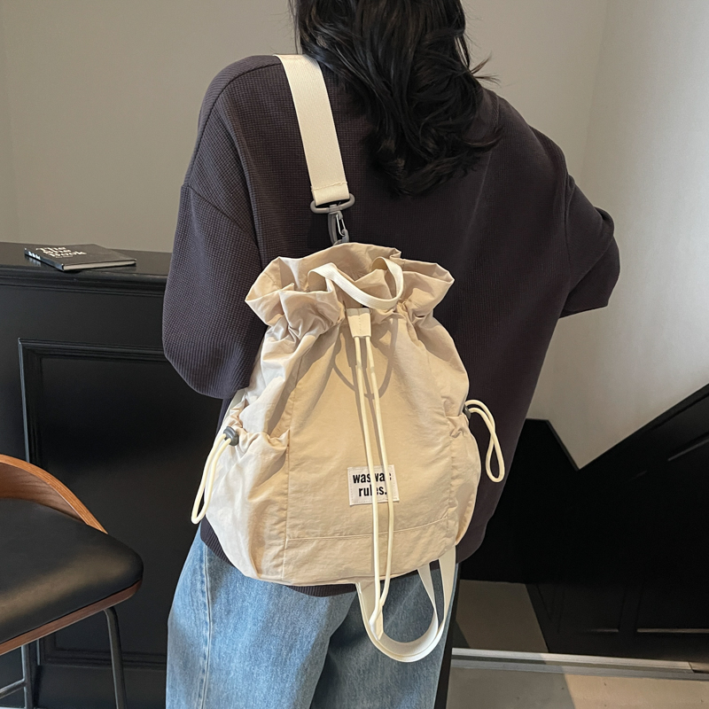 حقائب ظهر نسائية صغيرة من القم - مراجعة Women Bags Green وسعره