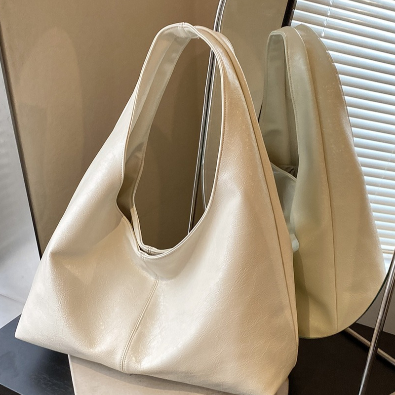 حقيبة يد نسائية فضفاضة من الجل - مراجعة Hobo Bag Slouchy وسعره