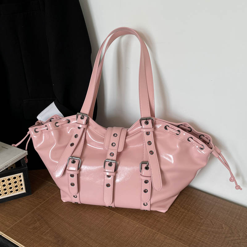 حقيبة كتف بحزام قابل للتعديل ب - مراجعة Women Bags On Sale وسعره
