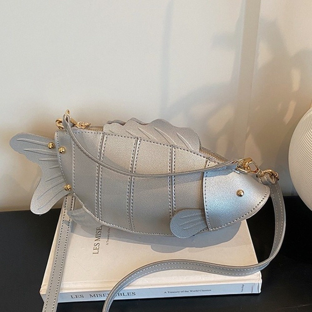 حقيبة كتف إبداعية على شكل سمكة - مراجعة Hobo Bag Slouchy وسعره