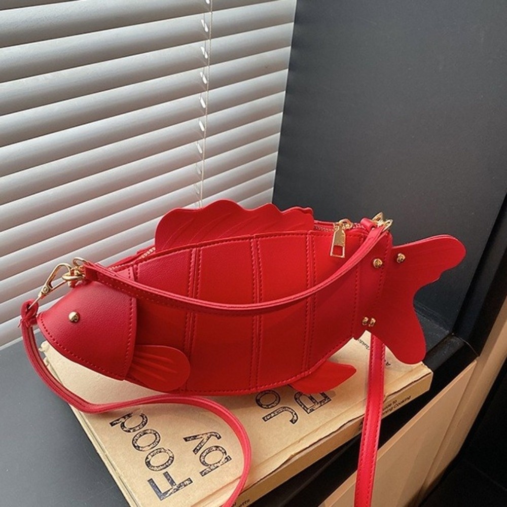 حقيبة كتف إبداعية على شكل سمكة - مراجعة Hobo Bag Slouchy وسعره