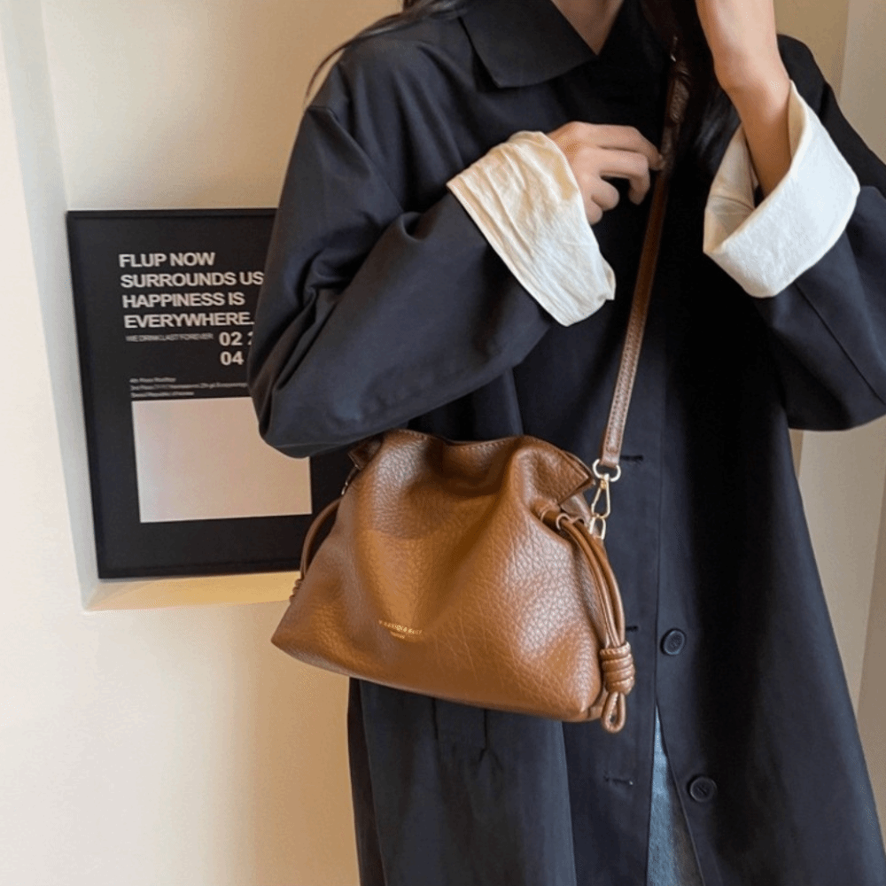 حقيبة كتف ناعمة من الجلد الصنا - مراجعة Hobo Bag Slouchy وسعره