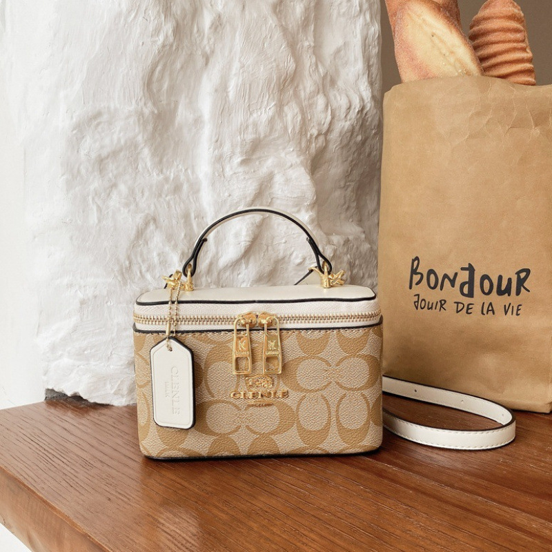 حقيبة يد نسائية كلاسيكية 2026  - مراجعة Women Vanity Bags وسعره